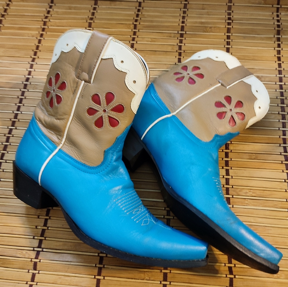 Tony Lama VTG teal western boots size 7b, preowned